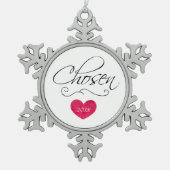 採用されたスクローリングによって選ばれる日付がついた採用のギフト スノーフレークピューターオーナメント (正面)