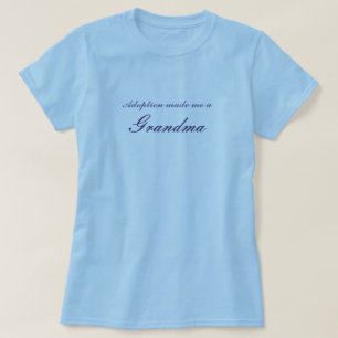 採用は私に祖母をしました Tシャツ