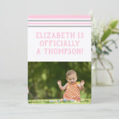 採用パーティーモダン：ピンク&グレーストライプの製品 招待状 (スタンド正面)