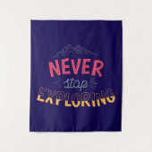 探検家と旅行者向けのグラフィックデザイン タペストリー (正面)