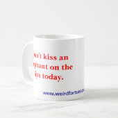 接吻しないで下さい象(マグ)に コーヒーマグカップ (正面左)