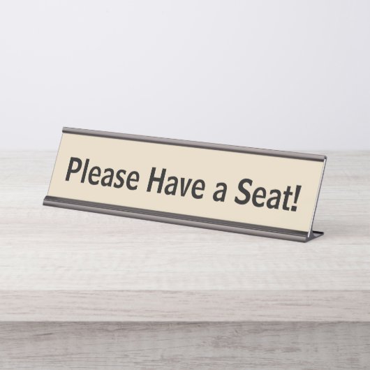 控えめで基ミニマル本的な「どうぞお座りください!」 デスクネームプレート (正面)