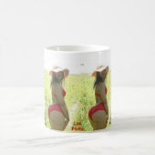 控えめな態度の忙しいざわめきのビキニの美女で最も最高のな側面 コーヒーマグカップ (中央)