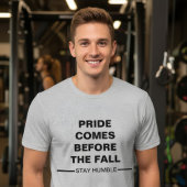 控え目な滞在 Tシャツ