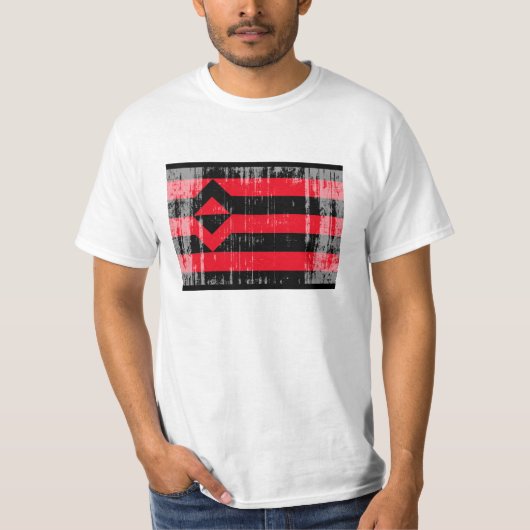 握りこぶし プライド フラッグ Tシャツ (正面)