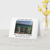 揺れ動く準備ができている、揺れ動く転が/相互誕生日 カード (黄色い花)