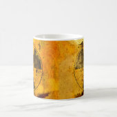 損傷した核廃棄物コンテナマグ コーヒーマグカップ (中央)