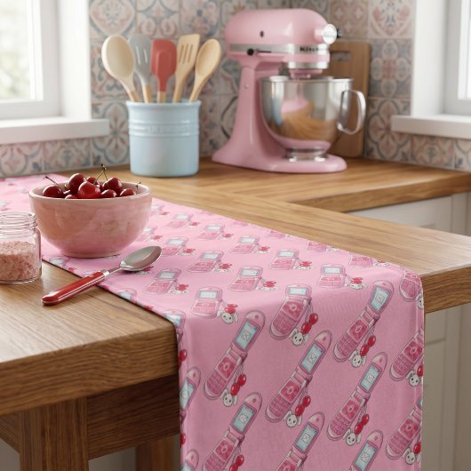 携帯電話 ロングテーブルランナー