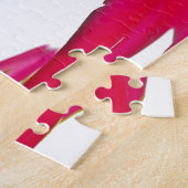 撮影された瞬間:赤いバラの花びらの優雅さ ジグソーパズル (側面)