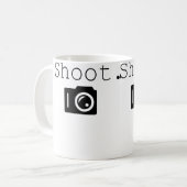 撮影。カメラを持つ写真家 コーヒーマグカップ (正面左)