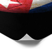 擦り切れたキューバ国旗のサッカーボール ポスター (角)