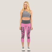 擦り切れた文字トレーニング247365ピンク カプリレギンス (正面)