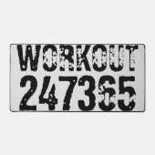 擦り切れた文字トレーニング247365黒 デスクマット (正面)