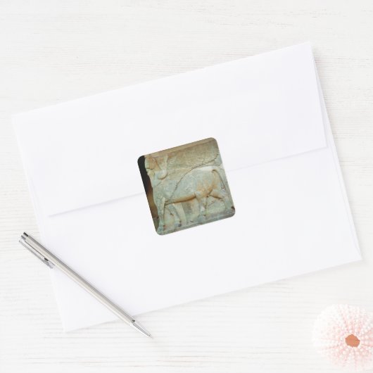 擬人化された雄牛のレリーフ、 浮き彫り下 スクエアシール (封筒)