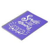 支柱|の微笑の歯を搭載するスマイル ノートブック (左側)