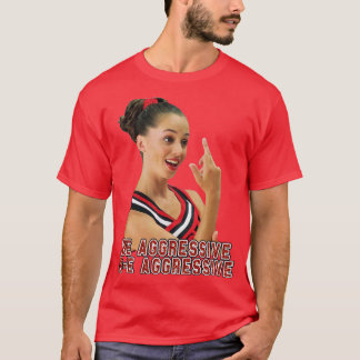 攻撃的な態度を取る Tシャツ