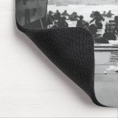 攻撃開始日の着陸の絵画 マウスパッド (コーナー)