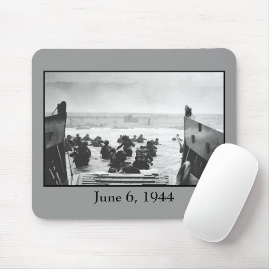 攻撃開始日の絵画のビーチに押しかけること マウスパッド (マウス)