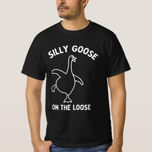放し飼いのシリー・グース Tシャツ (正面)