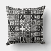 放射状パターン – 白黒 クッション (裏面)