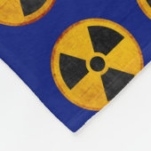 放射線シンボル(青) フリースブランケット (角)