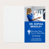 放射線科医による患者X線の検査 名刺 (外部フラット)