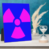 放射線警告の記号 フォトプラーク (側面)