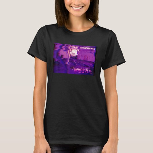 放棄された建物審美的な気化波 Tシャツ (正面)