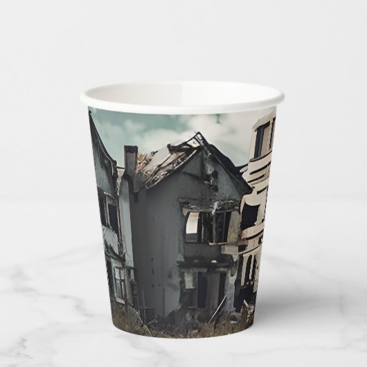 放棄された建物 | Apocalypse破壊後 紙コップ (左)