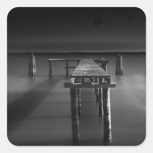 放棄された波止場アットレイクモンロー スクエアシール (正面)