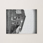 放棄された農家ビジネスの白黒 ジグソーパズル (横)