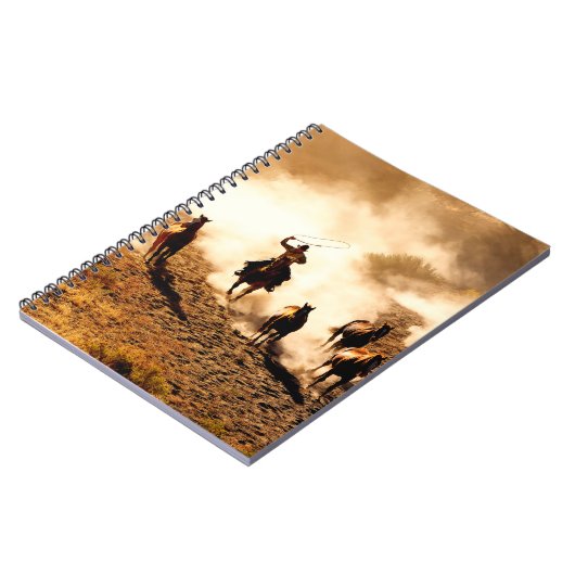 放浪する馬を追いかけるカウボーイたち。ロープで馬を漕いで ノートブック (左側)