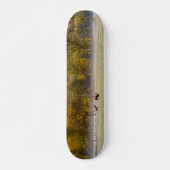 放牧エルクカップルのスケートボード スケートボード (正面)