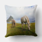 放牧馬 クッション (裏面)