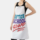 放課後のプログラムのスタッフ エプロン (インサイチュ)