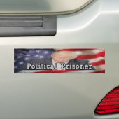 政治犯をトランプする バンパーステッカー (車上)