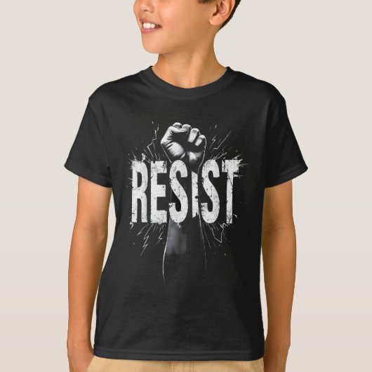 政治的抗議に抵抗する_3 Tシャツ (正面)