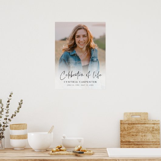 故人のシンプルな追悼写真による人生の祝い ポスター (キッチン)