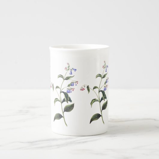 敏感で青い野生の花の植物の骨灰磁器のマグ ボーンチャイナマグカップ (正面)