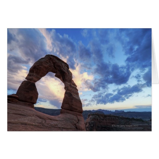 敏感なアーチの日没 (正面横)