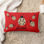 救だ！可愛いカラフルラディバグパーソナライズされた。 ランバークッション (ブランケット)