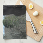 救助された黒荷車を引く馬 キッチンタオル (四つ折り)