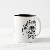 救助の泳ぐ人(グランジな) ツートーンマグカップ (正面右)