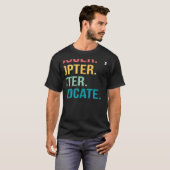 救助労働者u2013救助労働者シェルターのボランティア tシャツ (正面フル)
