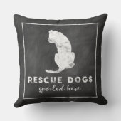 救助犬はヴィンテージの黒板をここにだめにしました クッション (裏面)