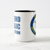 救命ジャケツの組のマグ ツートーンマグカップ (中央)