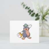 救急キットを持つ看護師としてのモグラ.PNG ポストカード (スタンド正面)