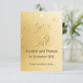 救日結婚付 – スパークリー金ゴールド。編集可能 セーブザデート (スタンド正面)