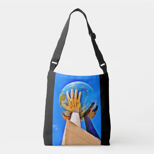 救済手 クロスボディバッグ (正面)