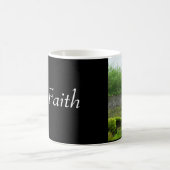 教会の墓地のケルト十字、信頼 コーヒーマグカップ (中央)